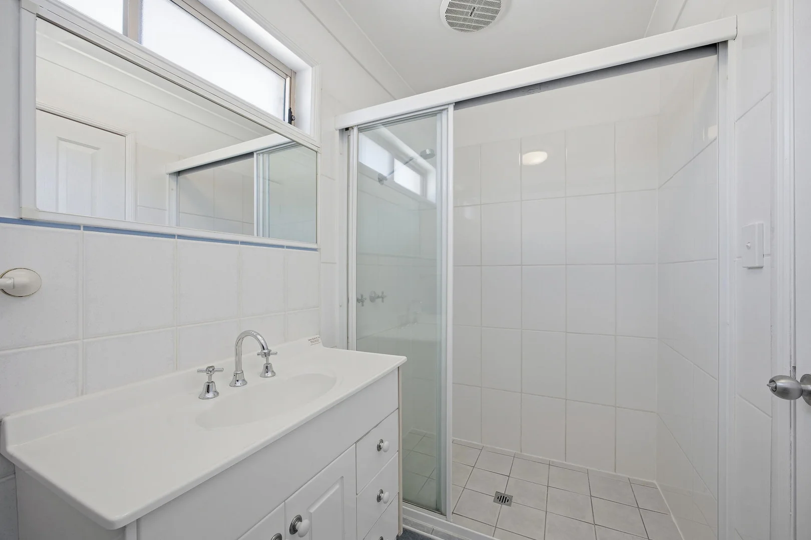 Additional image 7 of 11/96 Pohlman Street, Southport QLD 4215