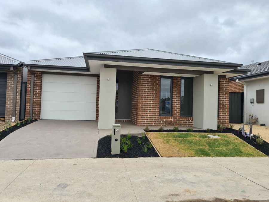 3 bedrooms House in 21 Sumar Drive CRAIGIEBURN VIC, 3064