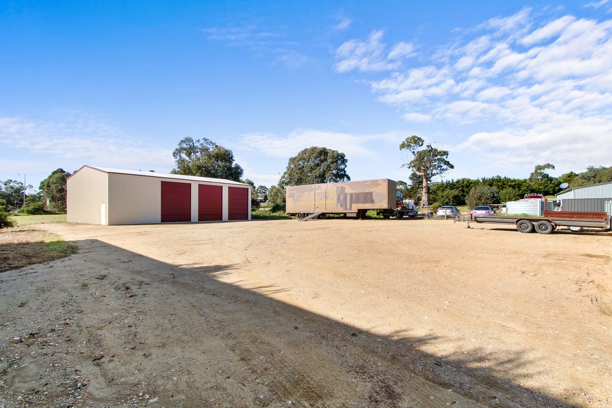 5 Clear View Court, Longford VIC 3851, Image 2