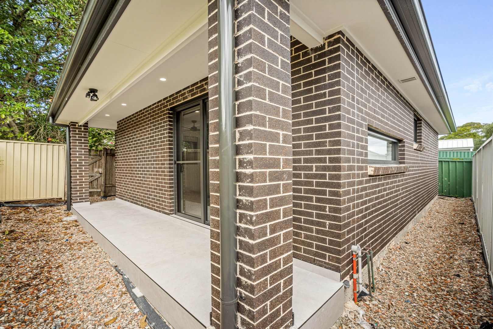 2 bedrooms House in 33a Hinemoa Street PANANIA NSW, 2213