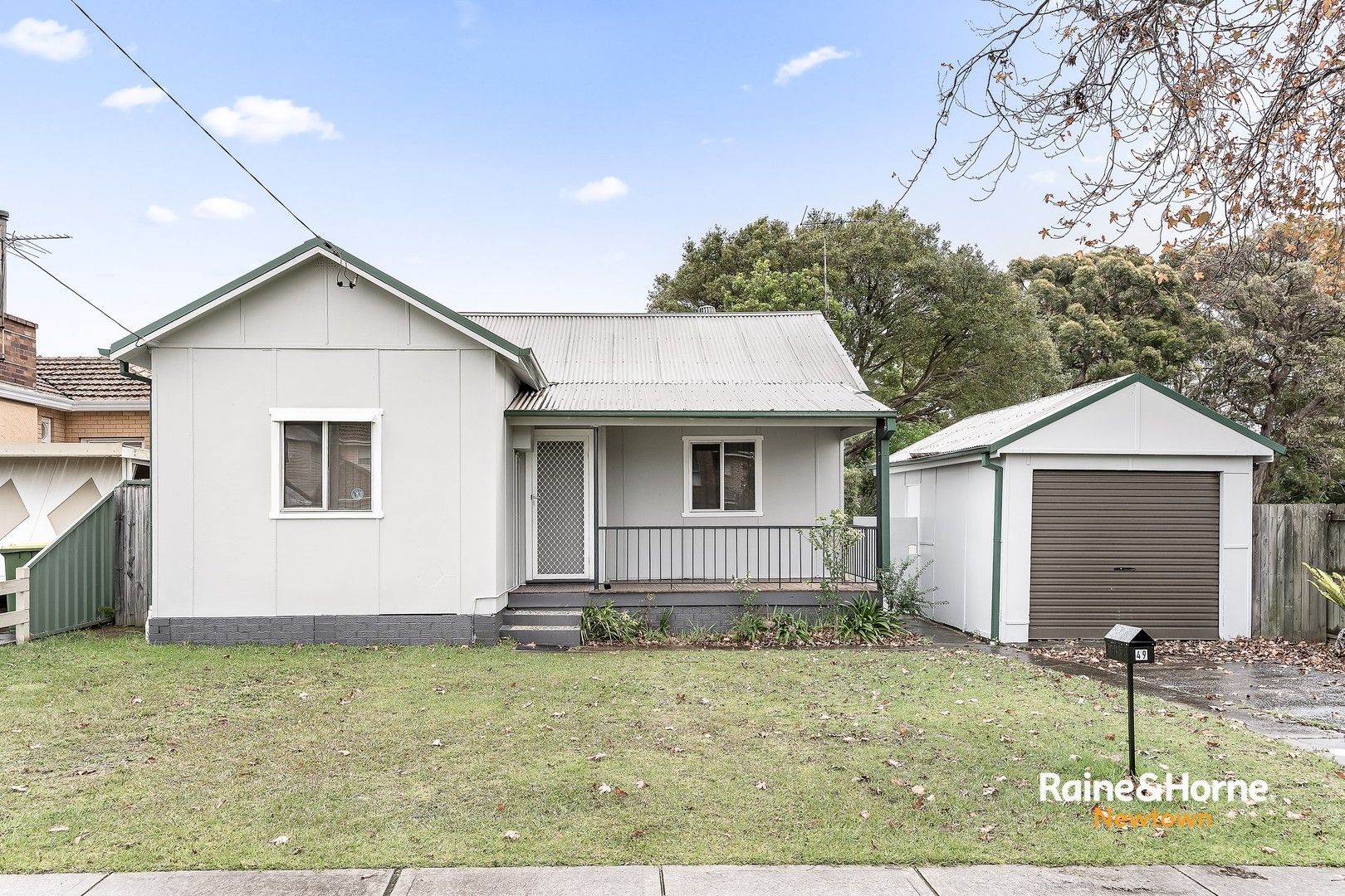 3 bedrooms House in 49 Premier Street GYMEA NSW, 2227