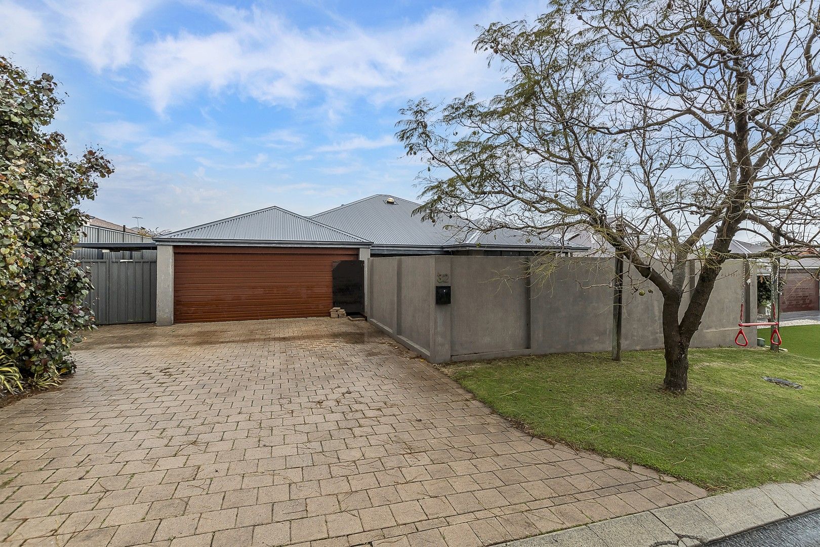 4 bedrooms House in 32 Lemon Gum Drive BALDIVIS WA, 6171