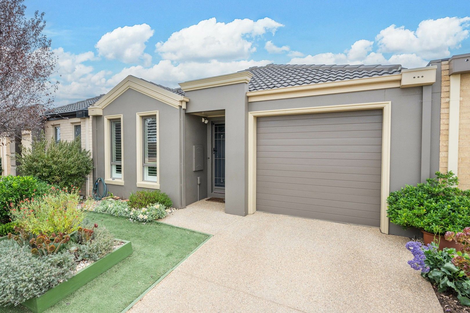 3 bedrooms Townhouse in 30 Riverview Dr KIALLA VIC, 3631