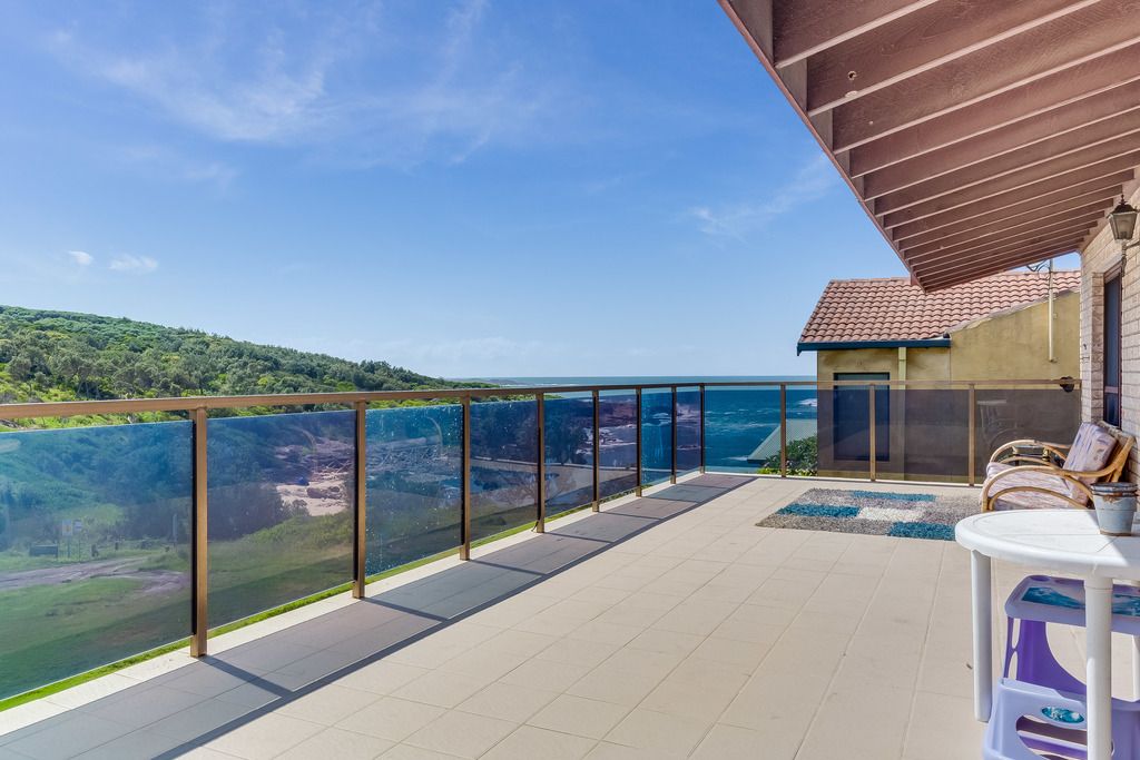 5 Ocean Street, Fishermans Bay NSW 2316, Image 2