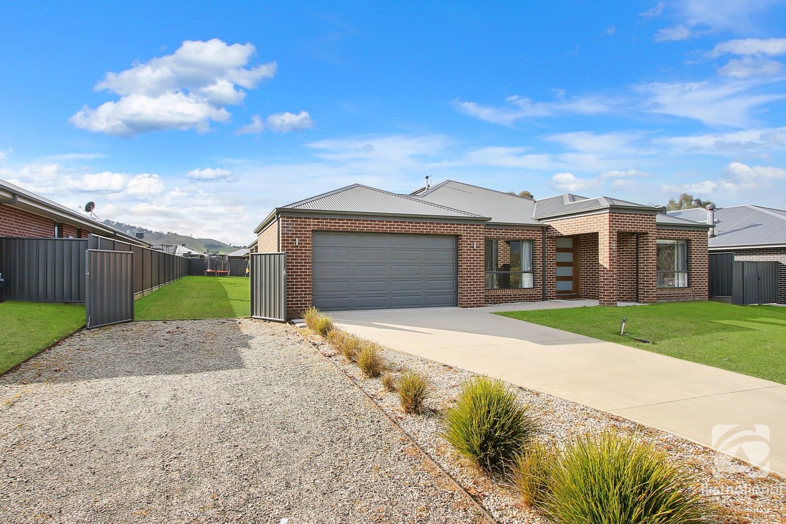 9 Watts Way, Tangambalanga VIC 3691, Image 0