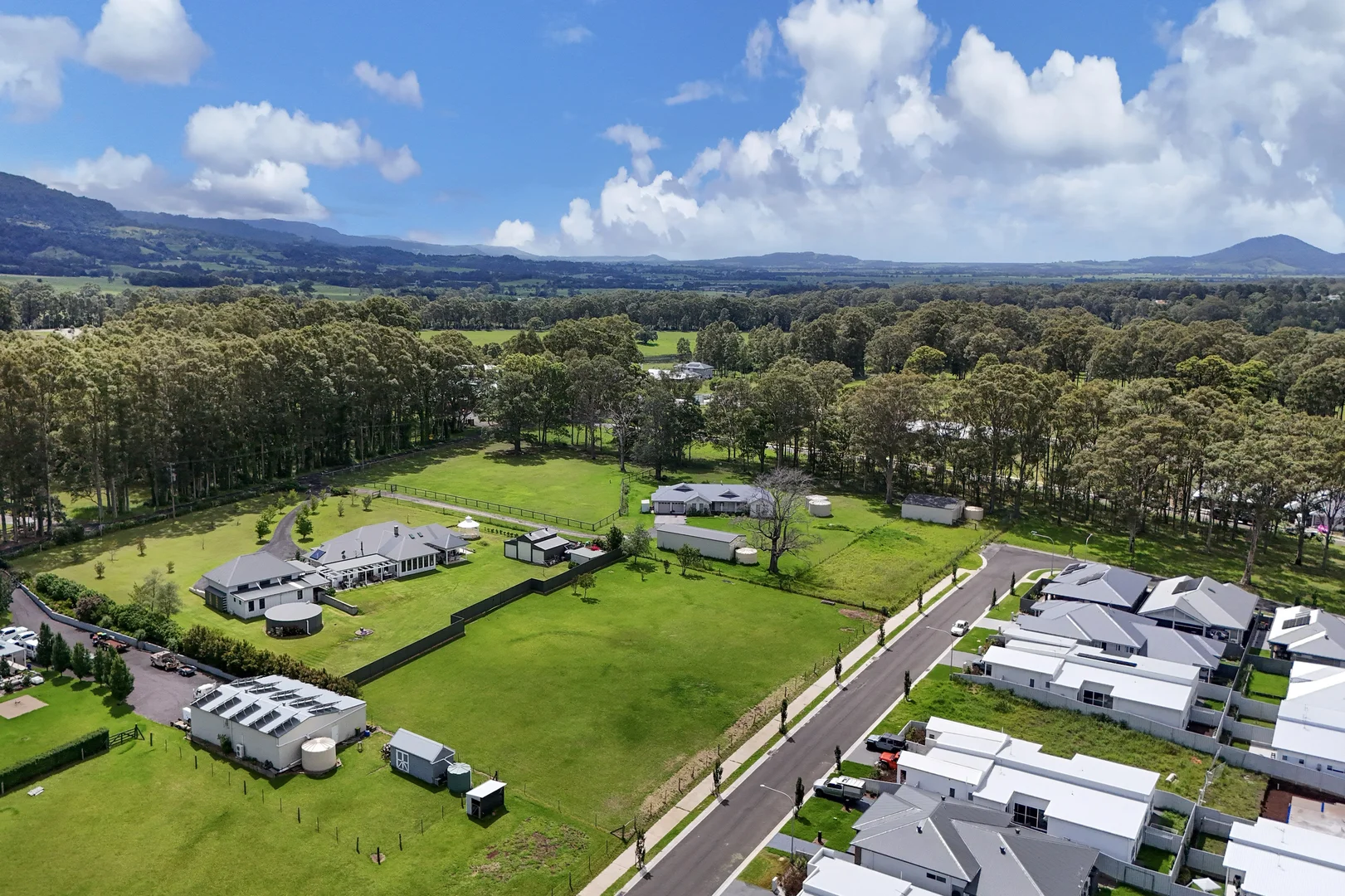 Additional image 5 of 'The Rise', Badagarang NSW 2540