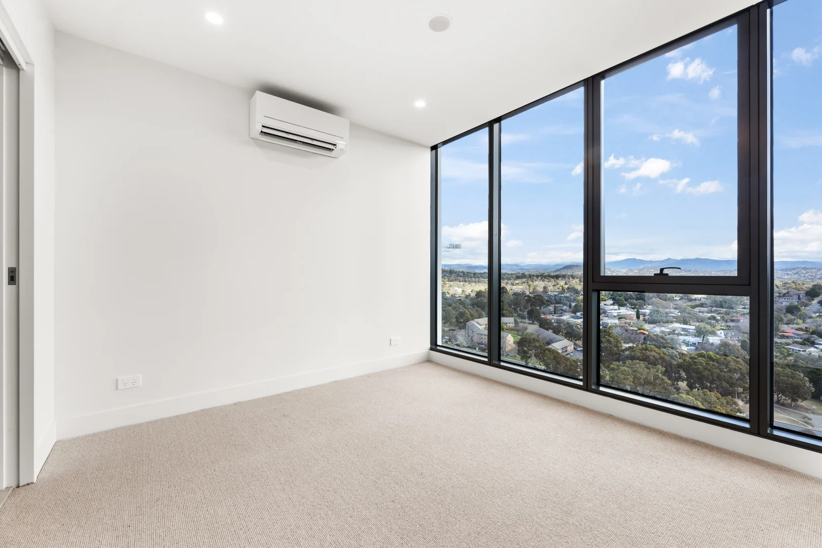 Additional image 6 of 1904/49 Furzer Street, Phillip ACT 2606