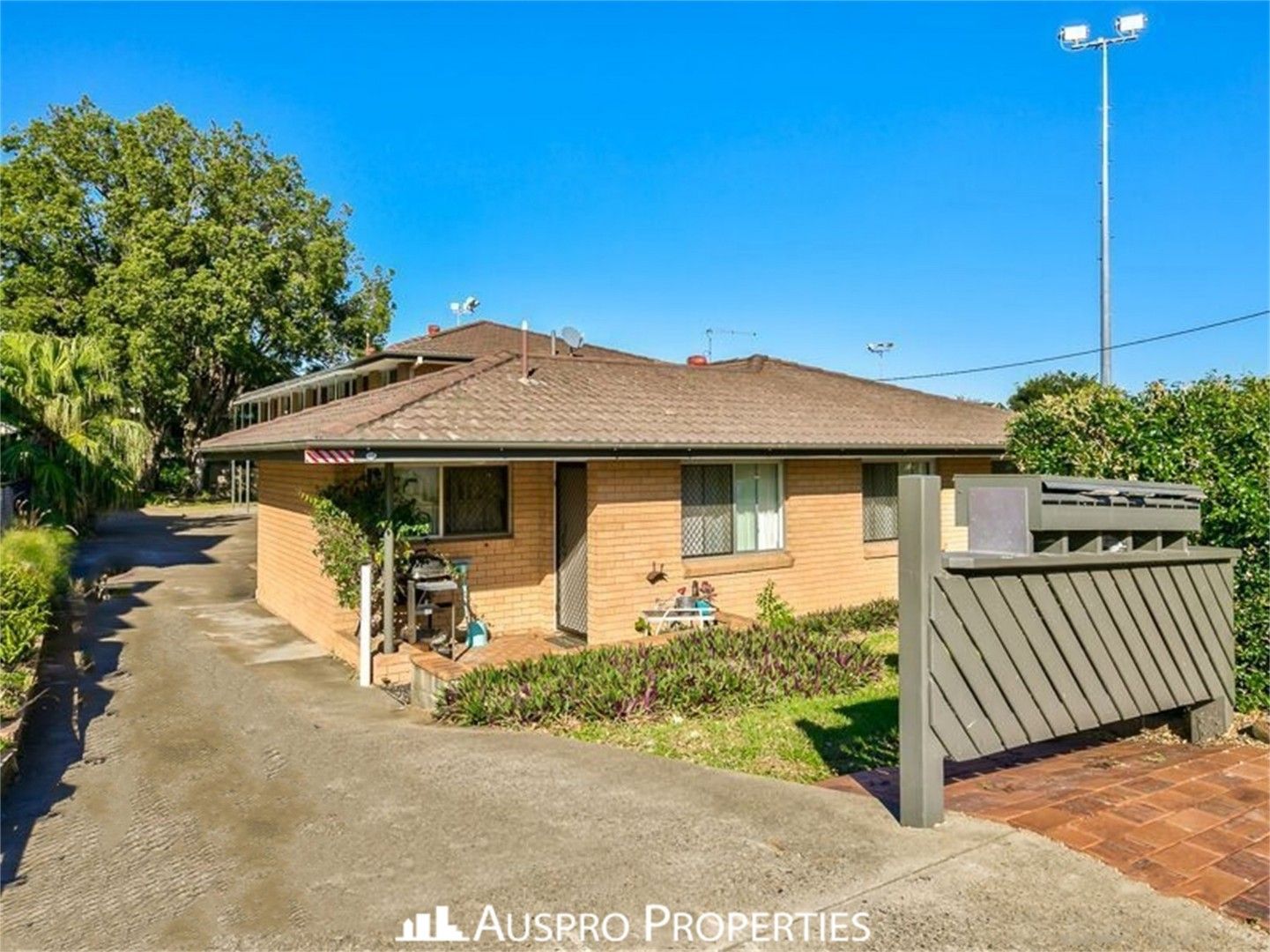 1 bedrooms Apartment / Unit / Flat in 5/17 Querrin Street YERONGA QLD, 4104