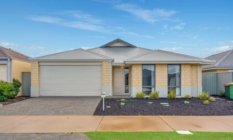 17 Harvey Crescent, South Yunderup WA 6208