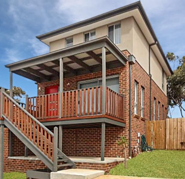 2/17 Fredrick Street, Darley VIC 3340, Image 0