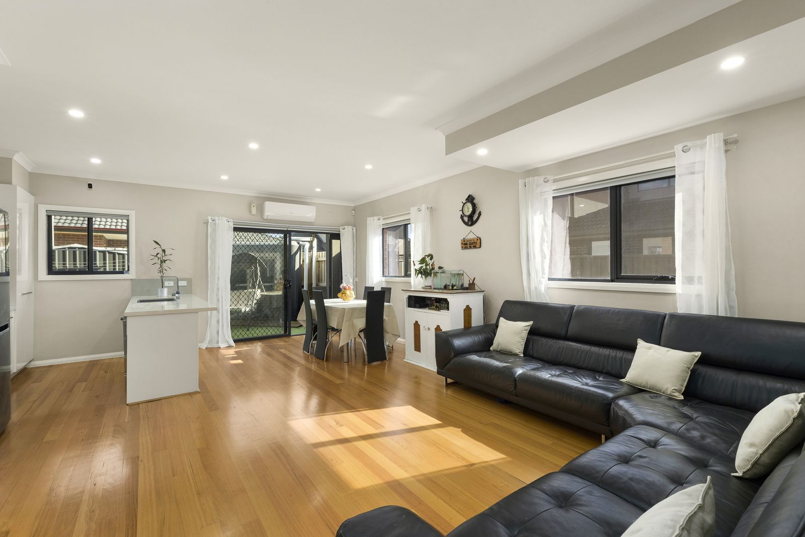 2/3 Street, Strathmore VIC 3041 Domain