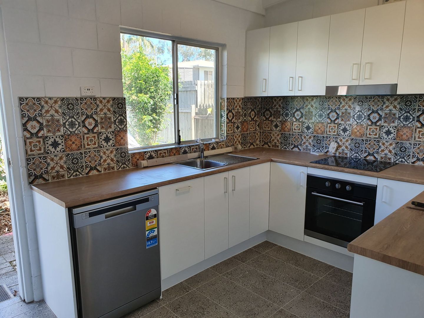 Maroochydore QLD 4558 1 bed apartment for Rent, 460 16332063 Domain