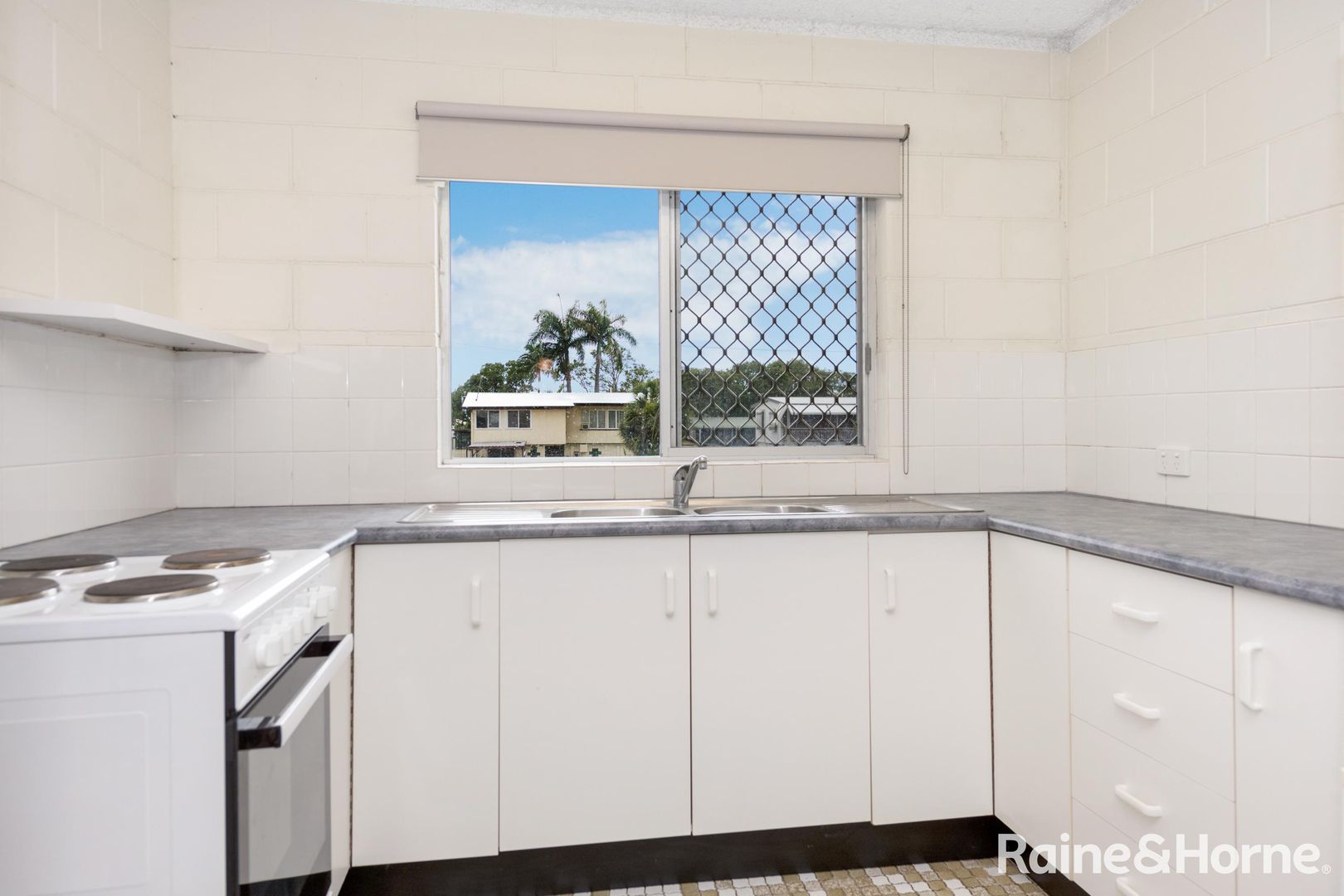 4/65 Perroux Street, Gulliver QLD 4812, Image 1