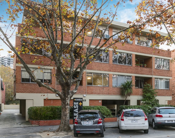 2/49 Adams Street, South Yarra VIC 3141