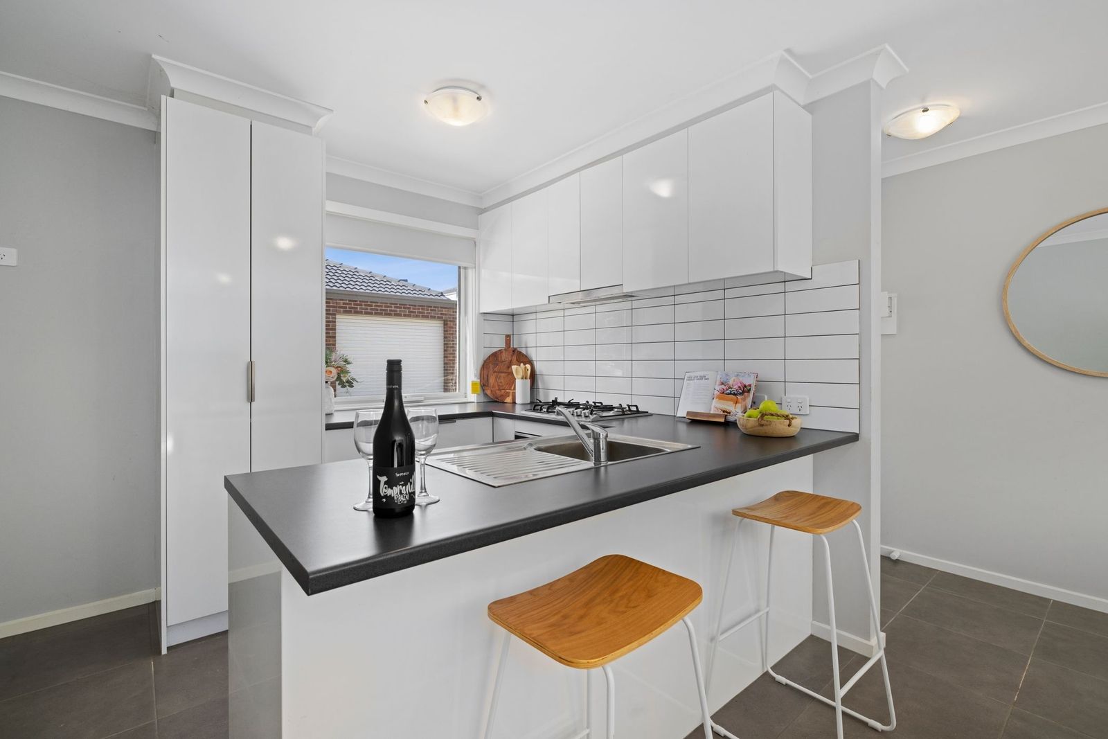 3/319 Lal Lal Street, Canadian VIC 3350, Image 2