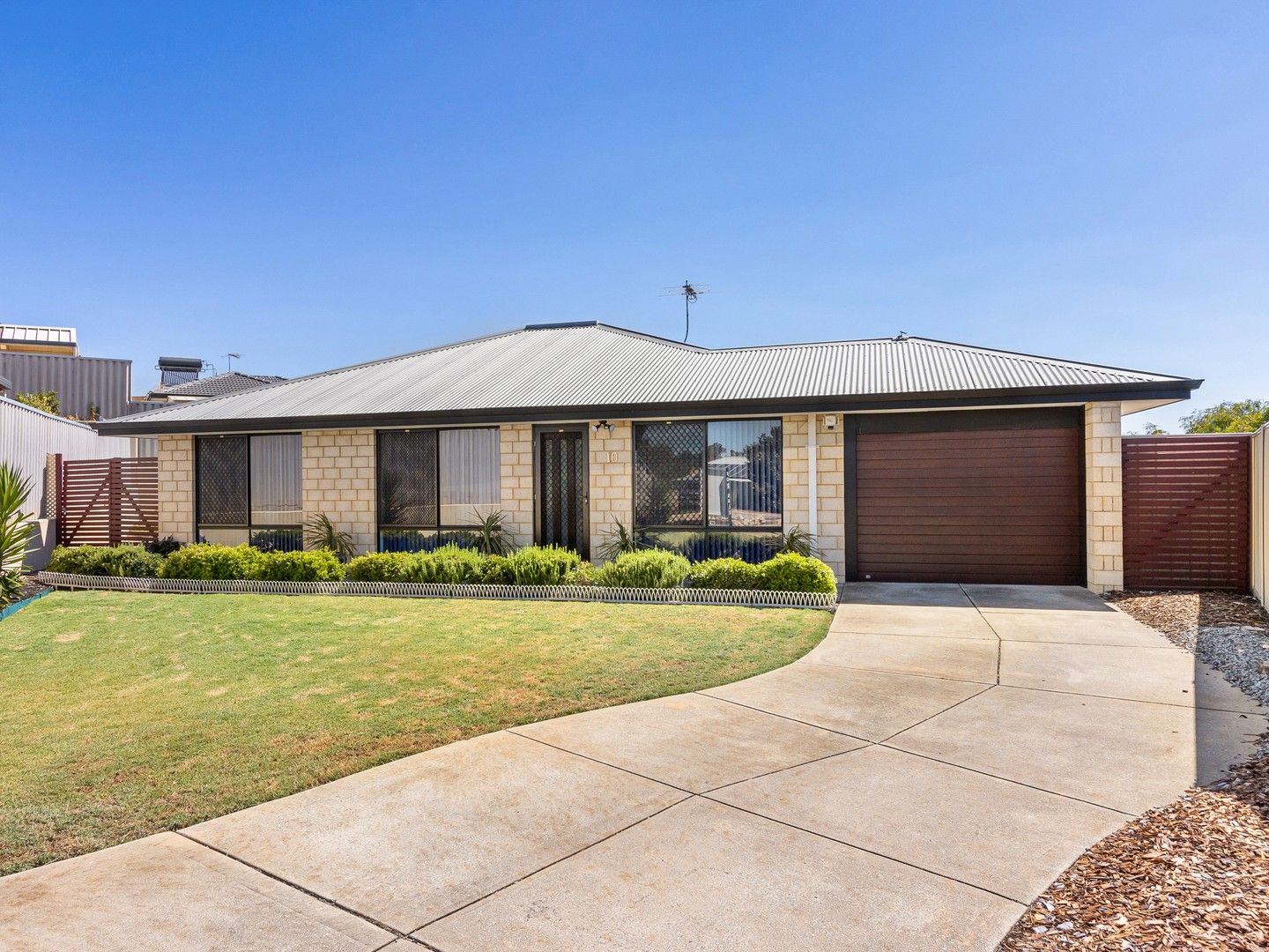 10 Fitzsimmonds Place, Leda WA 6170, Image 0