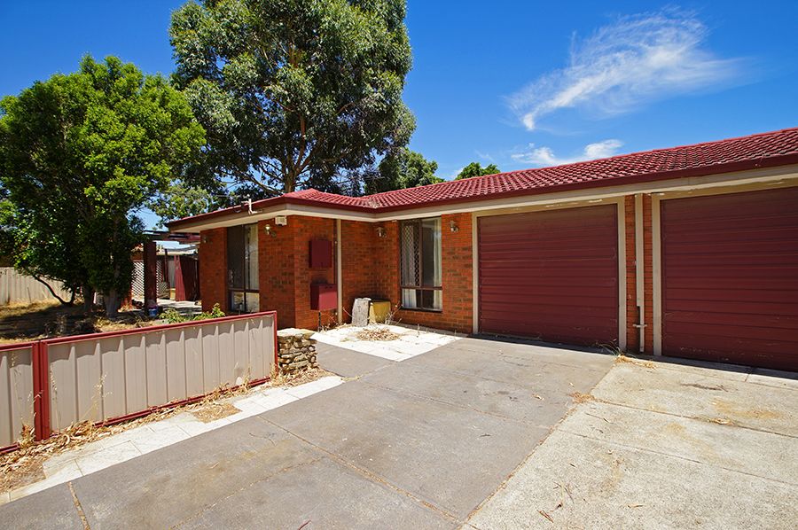 4 bedrooms House in 6 Culford Court CAMILLO WA, 6111