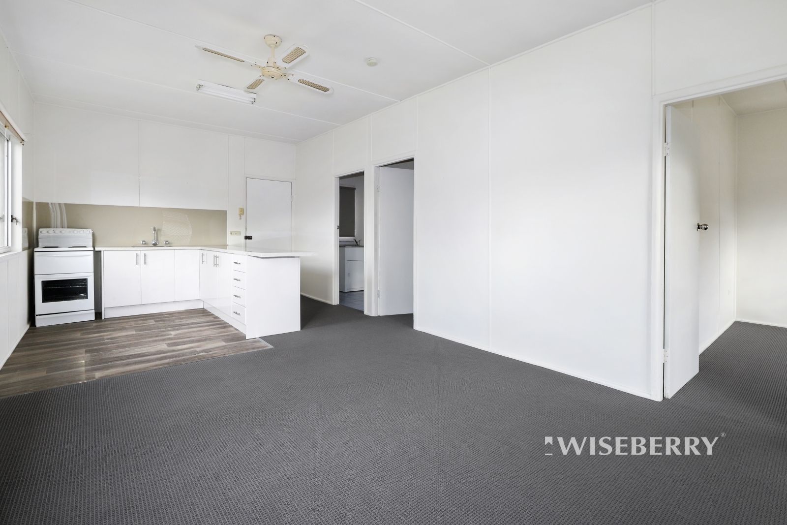 32 Goobarabah Ave, Gorokan NSW 2263, Image 1