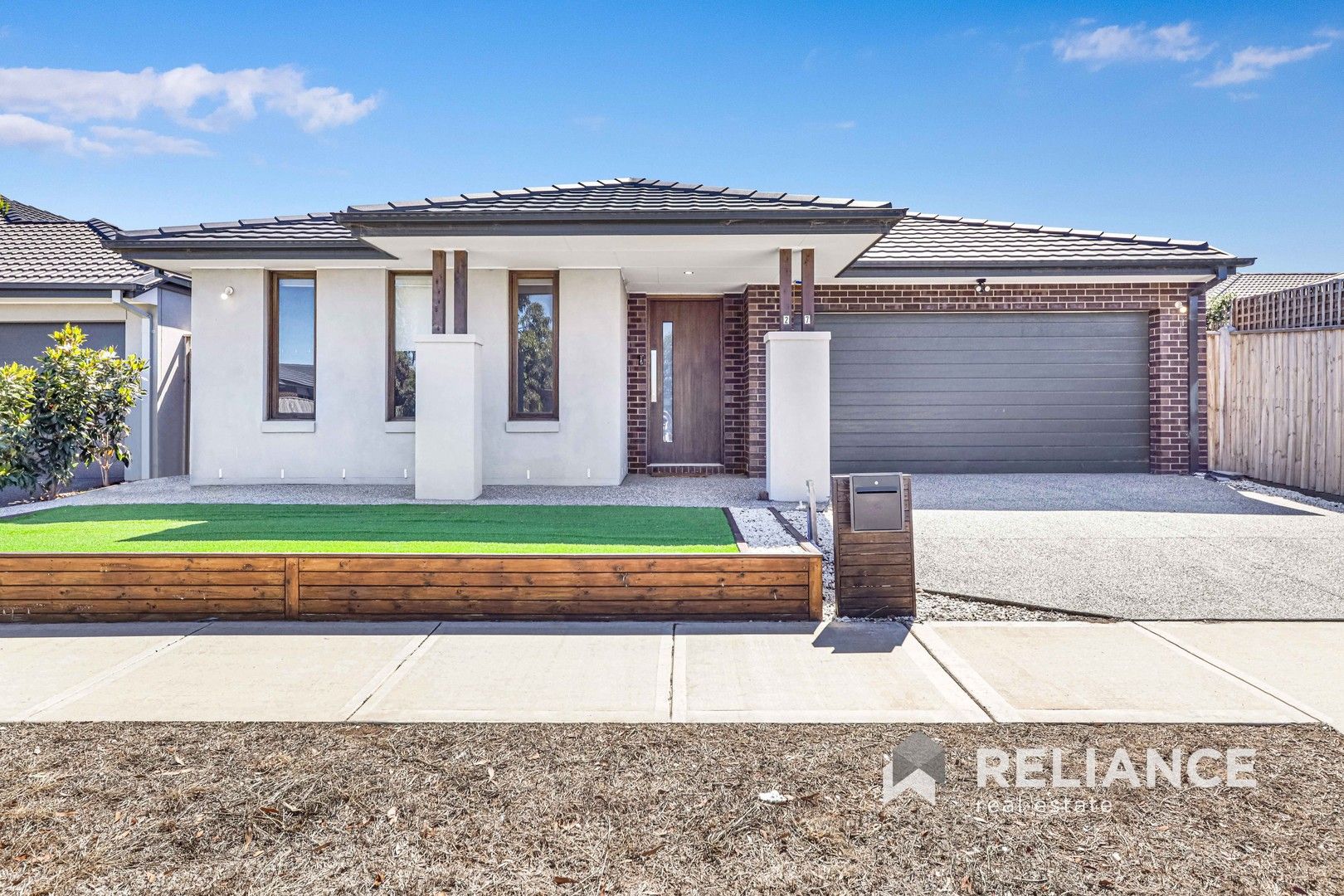 House in 27 Hutchison Road, MAMBOURIN VIC, 3024