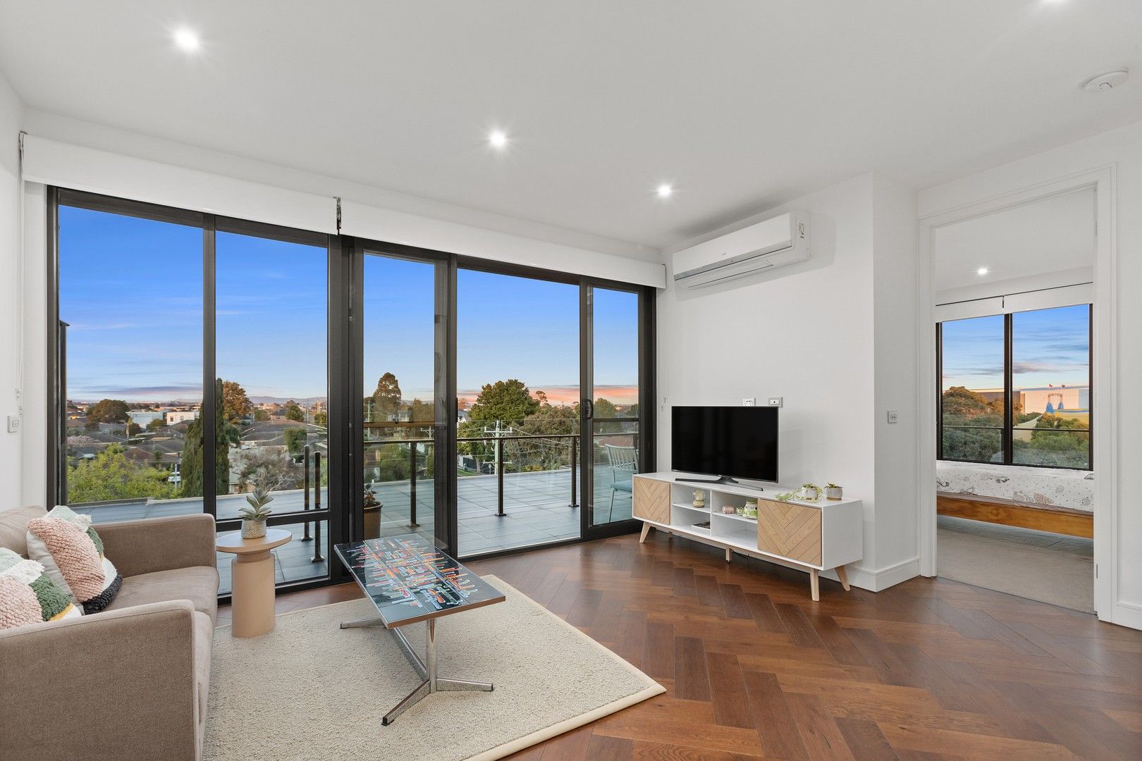 302/1217 Nepean Highway, Highett VIC 3190, Image 2