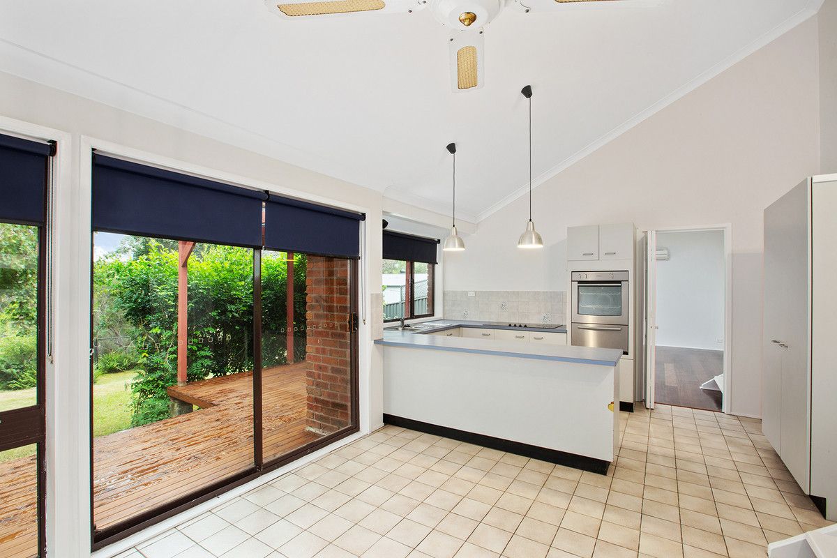 30 Robyn Road, Winmalee NSW 2777 - House For Rent | Domain