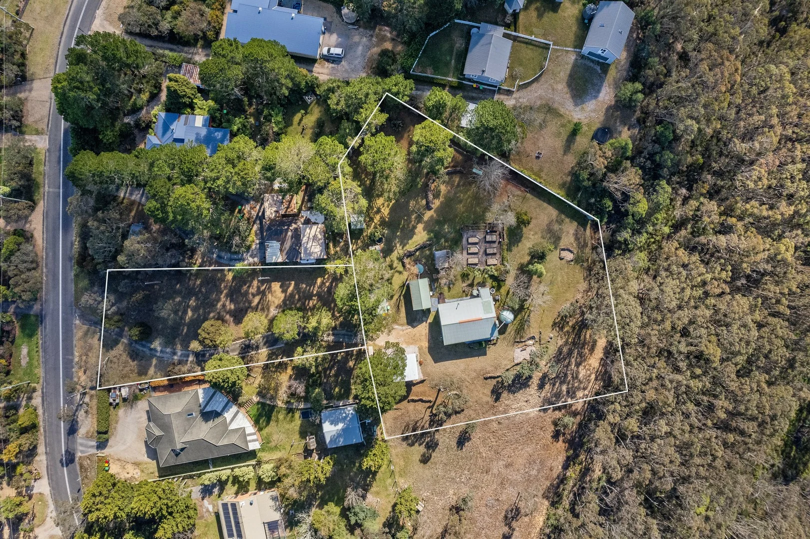 174 Tableland Rd, Wentworth Falls NSW 2782