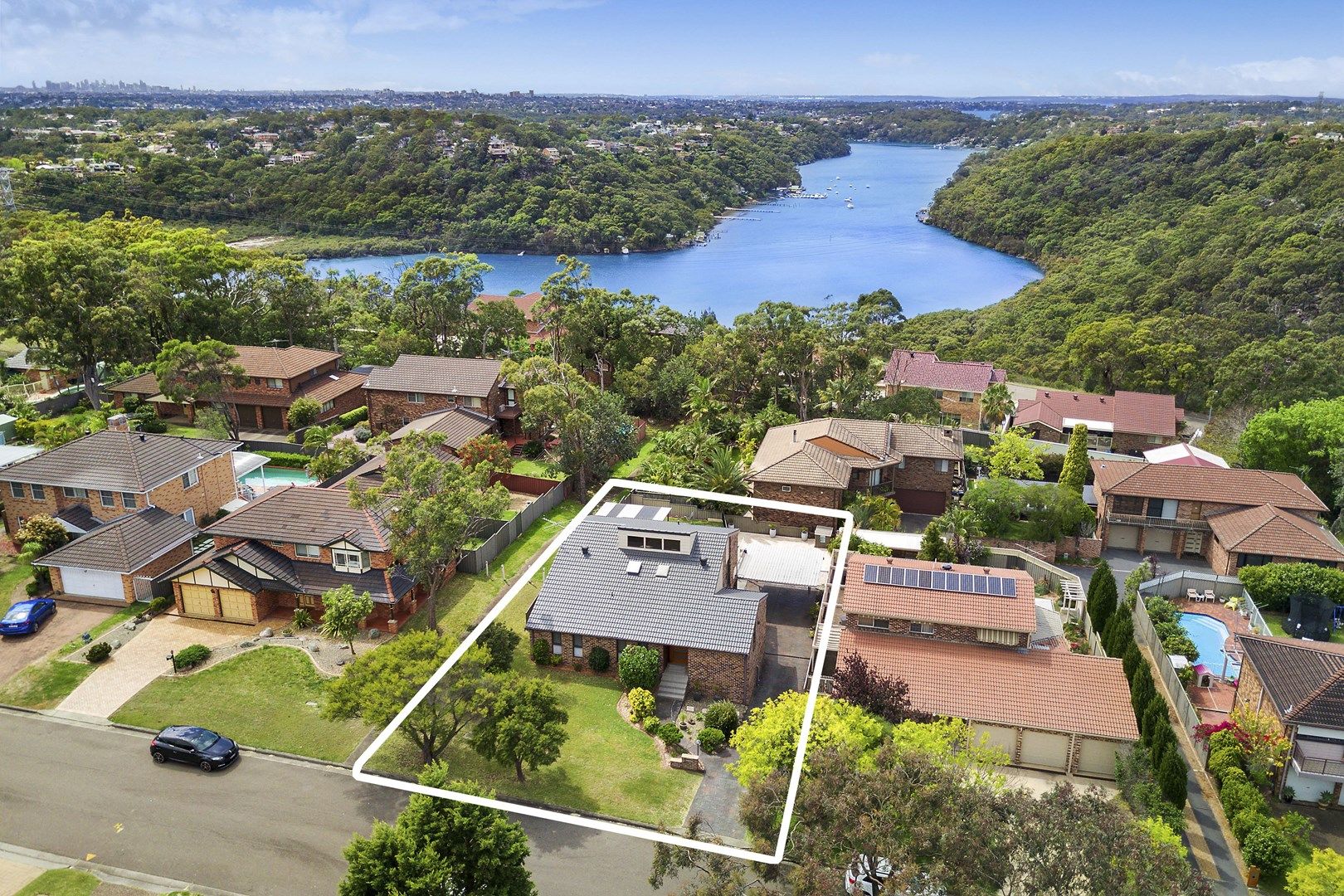 21 Sylvan Ridge Drive, Illawong NSW 2234, Image 0