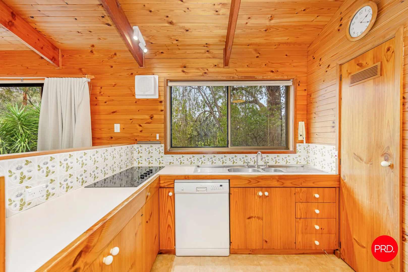 Additional image 6 of 8 Carey Court, Spring Gully VIC 3550