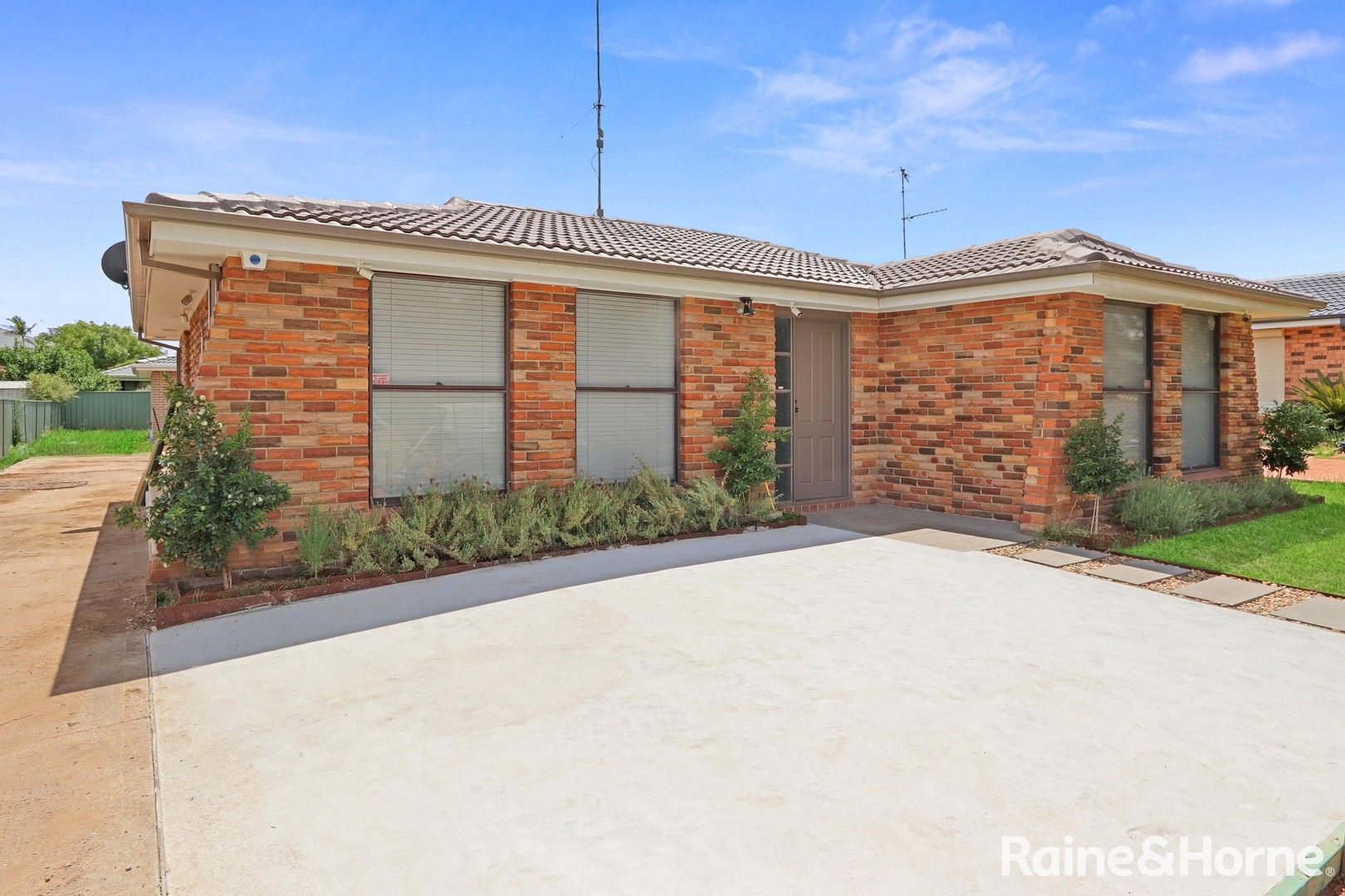 121 McFarlane Drive, Minchinbury NSW 2770 House For Rent 600 Domain