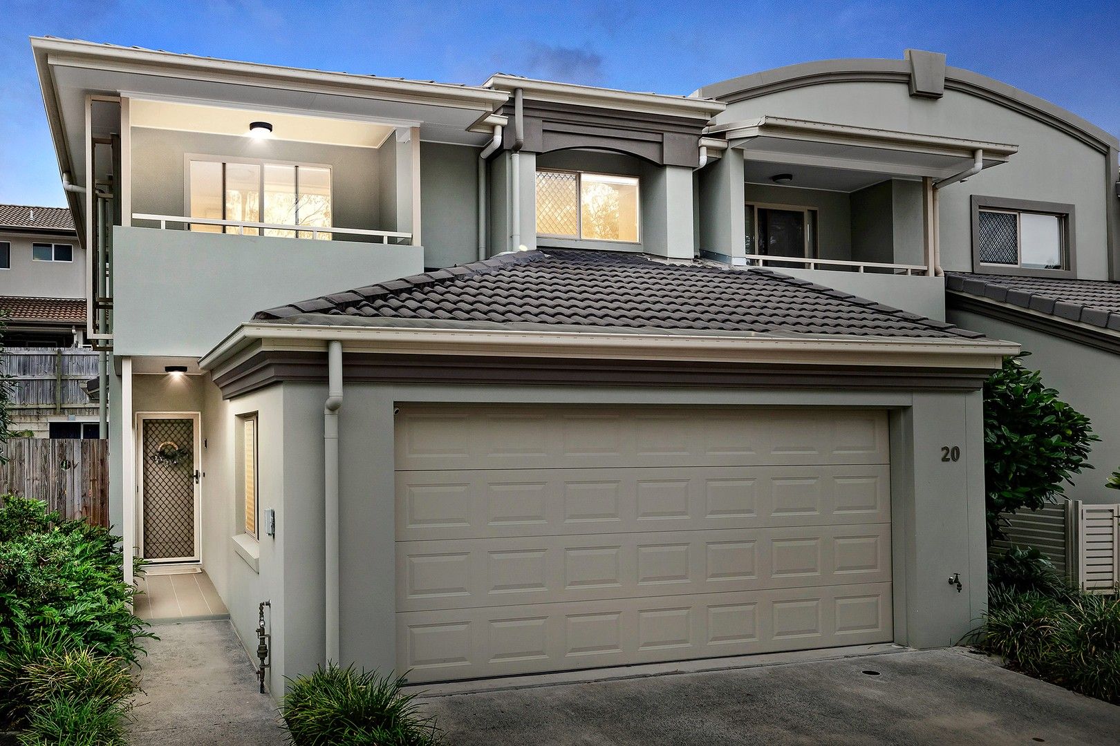 3 bedrooms Townhouse in 20/60 Lakefield Place RUNCORN QLD, 4113