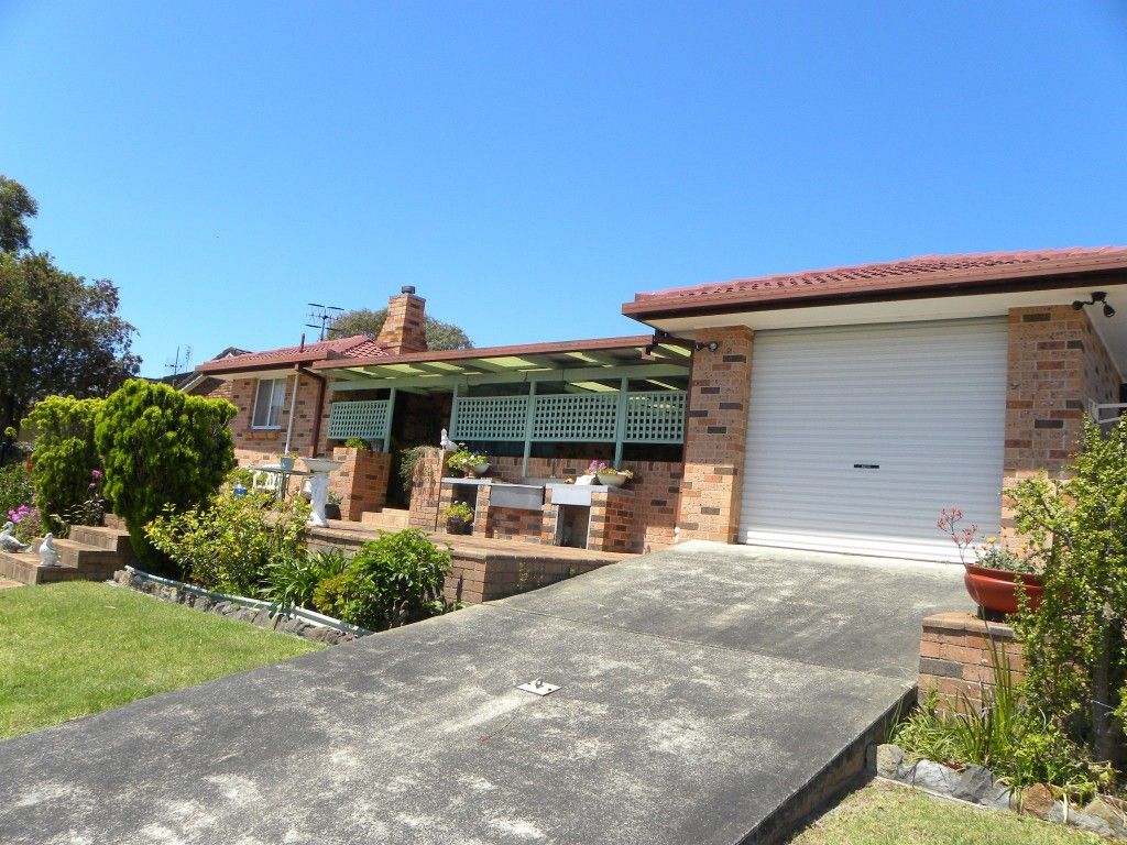 17 Thora St, Sussex Inlet NSW 2540, Image 2