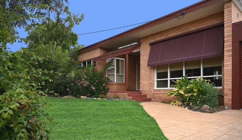 4 bedrooms House in  KENNINGTON VIC, 3550