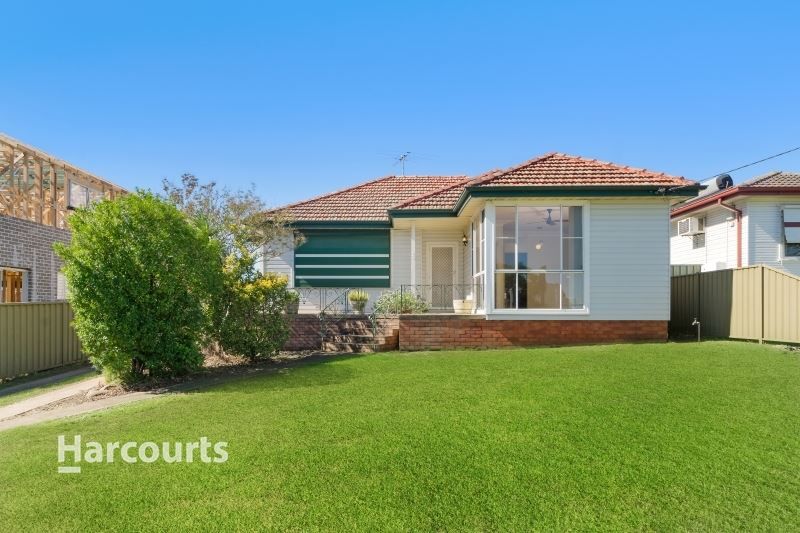 3 bedrooms House in 34 Mamre Road ST MARYS NSW, 2760