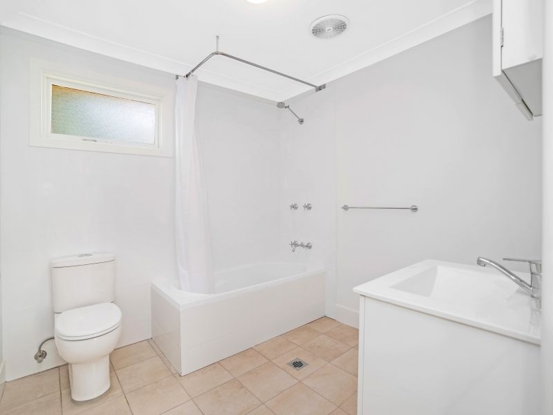 2/56 Thirroul Rd, Kanahooka NSW 2530, Image 2