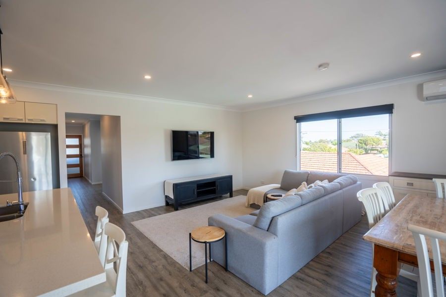 3 bedrooms Duplex in 4 Blanch Street MANLY WEST QLD, 4179