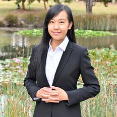 Suki Chan, Sales representative