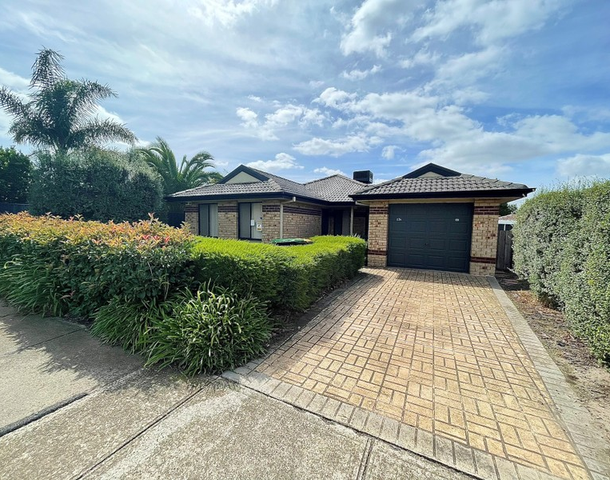 87A Wolviston Avenue, Hillside VIC 3037