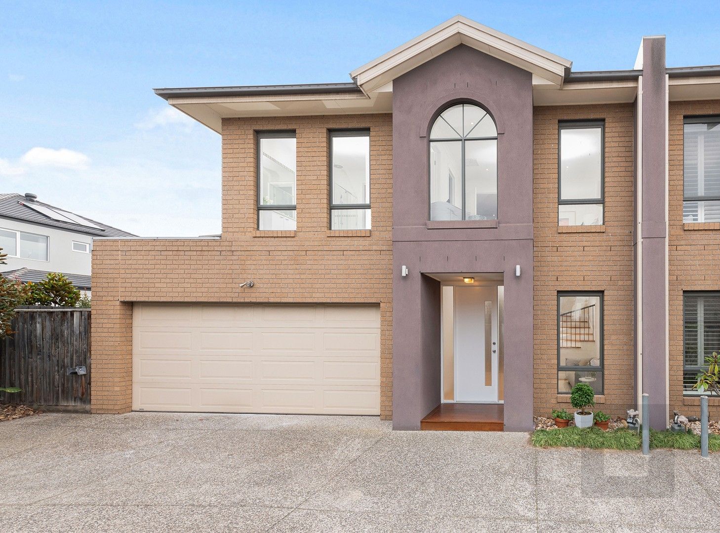 3 bedrooms Townhouse in 2/6 Jepson Street YARRAVILLE VIC, 3013