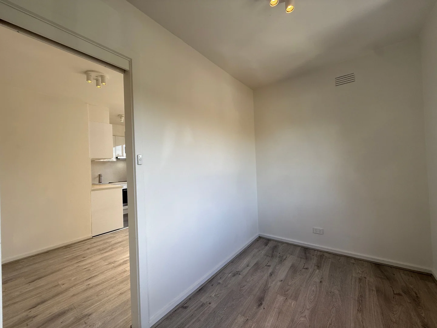 Additional image 9 of 8/11 Findon Street, Hawthorn VIC 3122