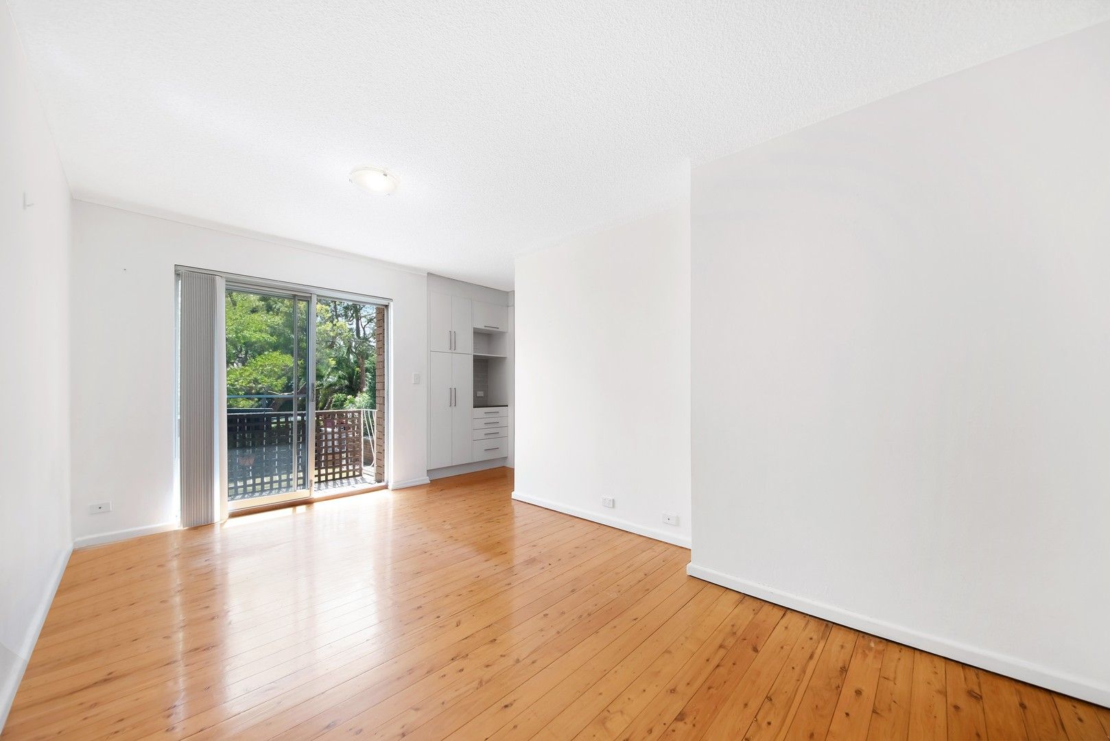 1 bedrooms Apartment / Unit / Flat in 3/19 Shirley Road WOLLSTONECRAFT NSW, 2065