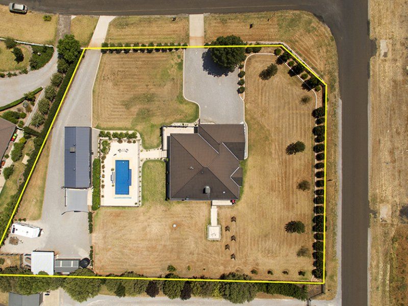 42 Sequioa Drive, Moore Creek NSW 2340, Image 1