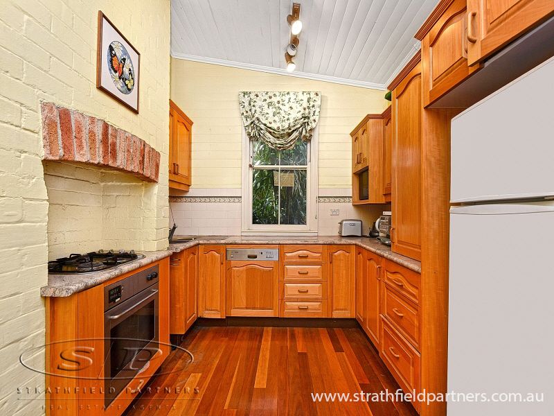 6 Tavistock Road, Homebush West NSW 2140, Image 2