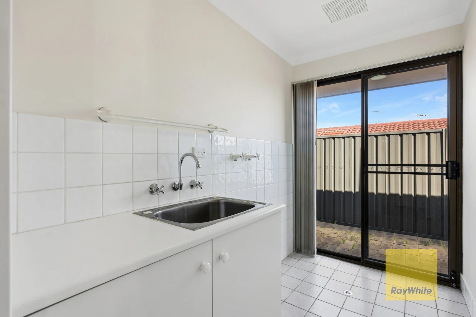 Additional image 10 of 42 Kanangra Crescent, Greenwood WA 6024