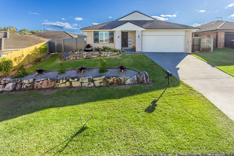 4 bedrooms House in 3 Canaipa Ct ROTHWELL QLD, 4022