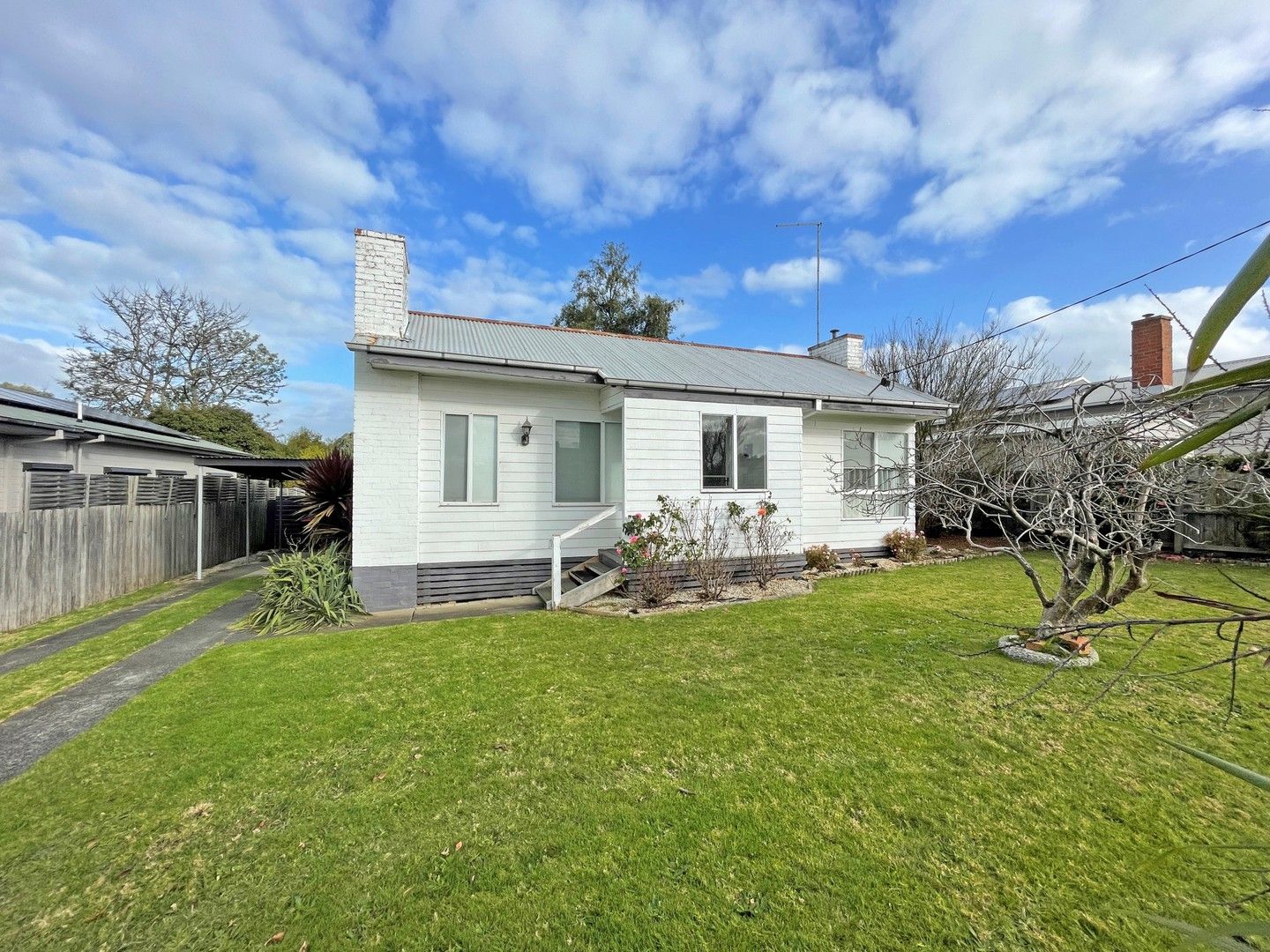 2 bedrooms House in 24 Gloucester Place WARRAGUL VIC, 3820