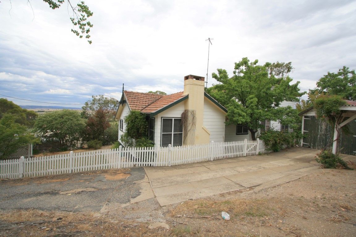 11 GIWANG STREET, Cooma NSW 2630, Image 1