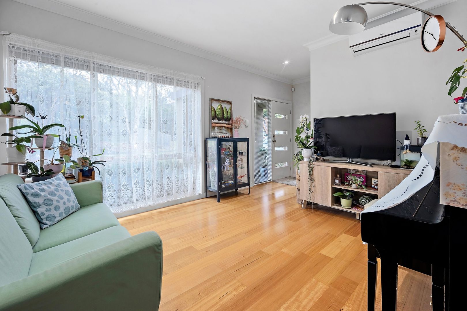 1/17 Sunhill Avenue, Burwood VIC 3125, Image 1