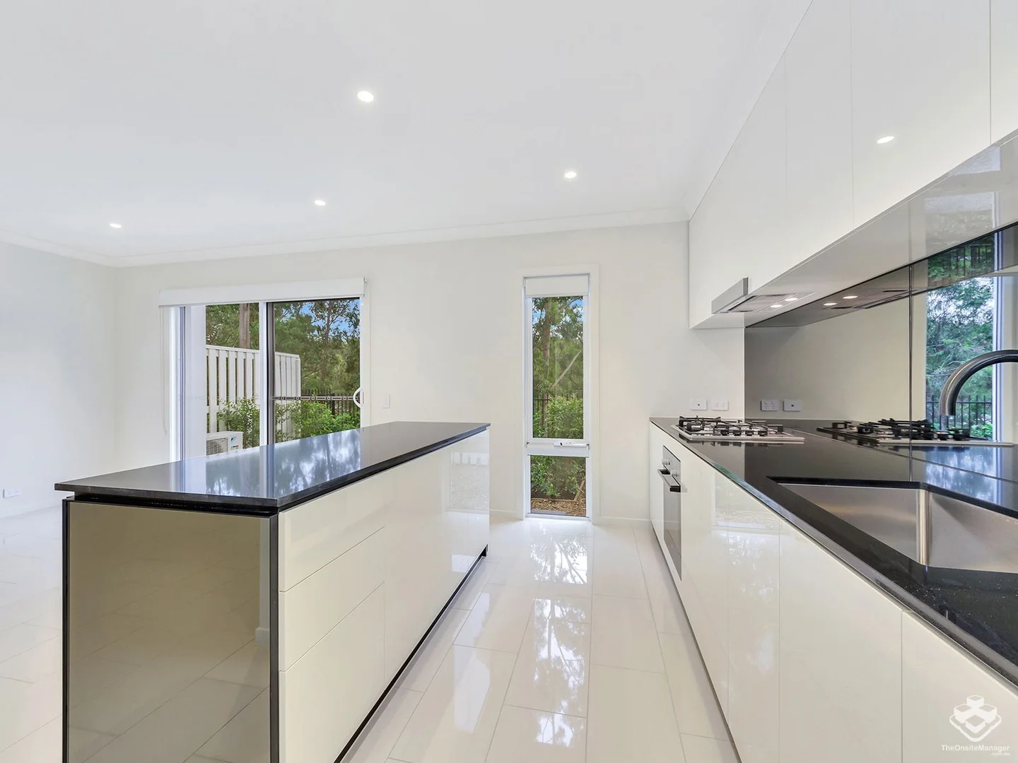 Additional image 3 of ID:21173982/120 Bunya Road, Everton Hills QLD 4053