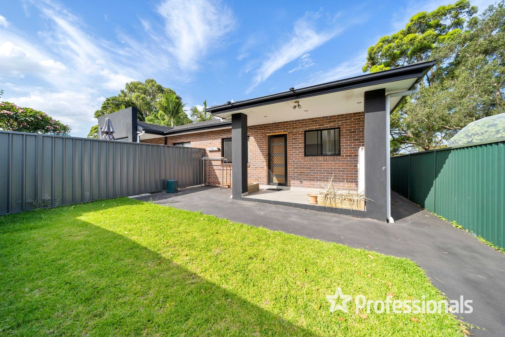 2 bedrooms House in 1/107A Miller Road CHESTER HILL NSW, 2162