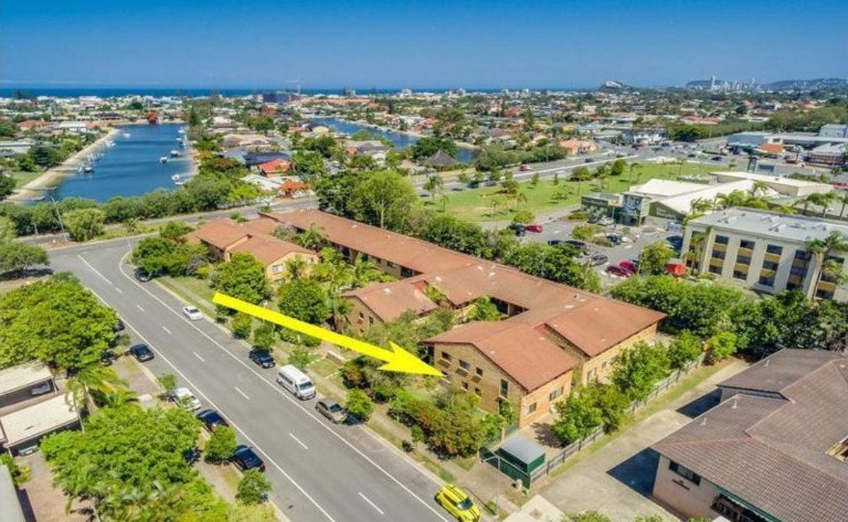 3 bedrooms Apartment / Unit / Flat in 8/55 Duet Drive MERMAID WATERS QLD, 4218